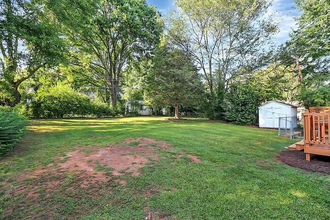 Building Photo - Charming 3BD/2BA Ranch in Selwyn Park!