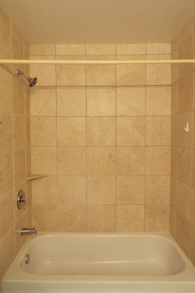 Building Photo - 13141 Bella Casa Cir