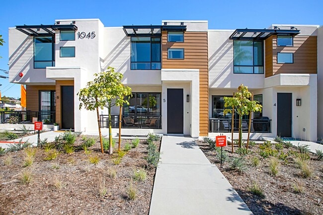 Building Photo - Modern Townhome FOR RENT in Golden Hill 3 Bed w/ 2 car garage!