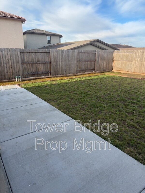 Building Photo - 4430 Lorikeet Wy