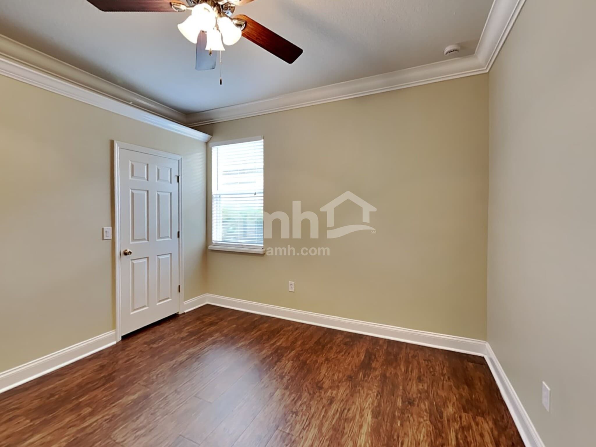 Building Photo - 8346 Old Town Dr