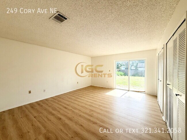 Building Photo - 249 Cory Ave NE