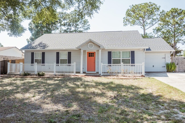 Primary Photo - 309 Green Oak Dr
