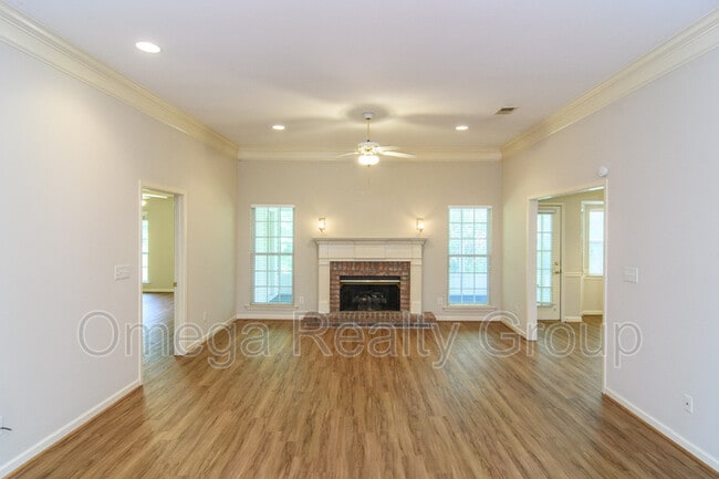 Building Photo - 4608 Fairfax Ct