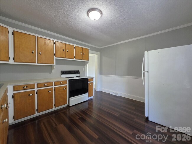 Building Photo - 5830 US-601