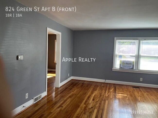 Building Photo - 824 Green St