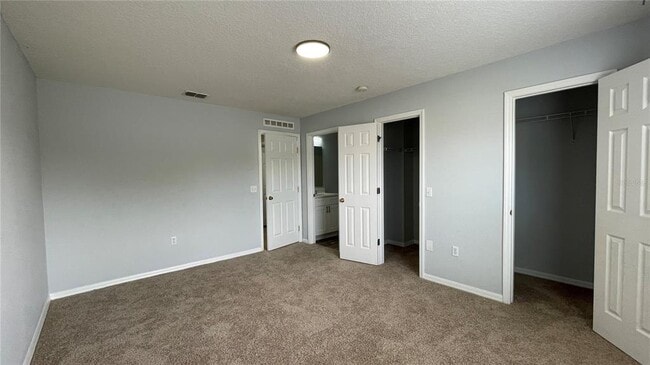 Building Photo - 205 Jocelyn Dr