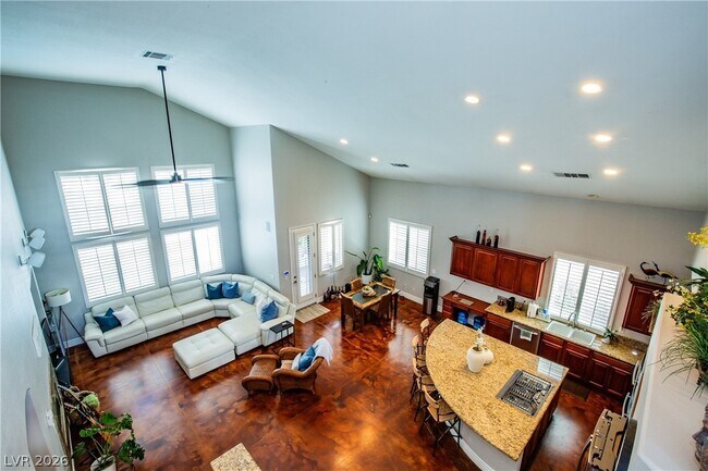 Building Photo - 834 Roseberry Dr