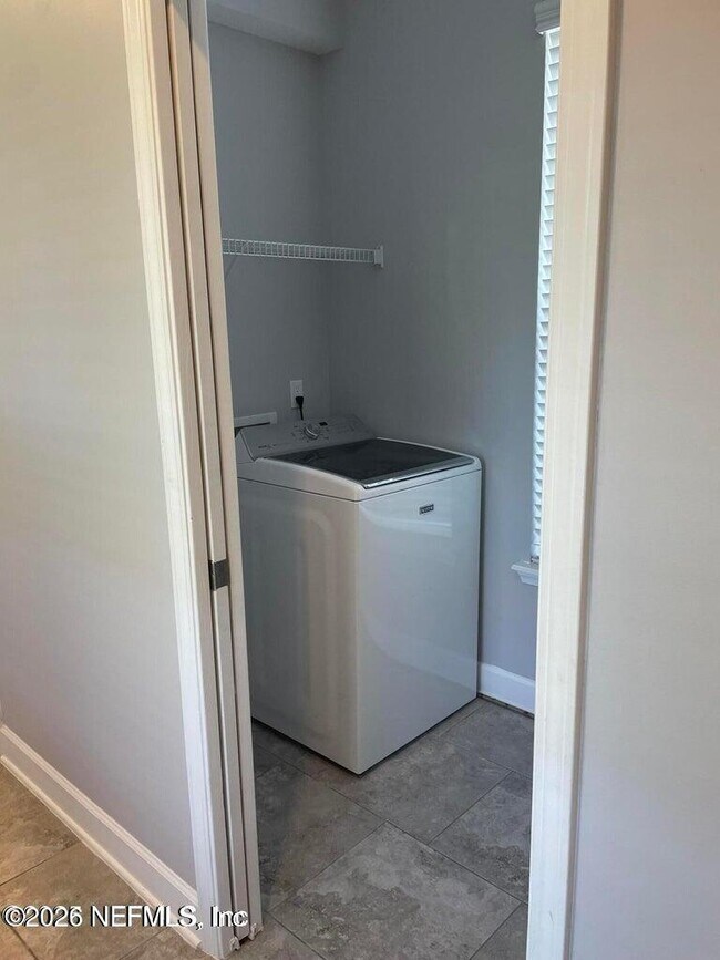 Building Photo - 142 Jackrabbit Trl