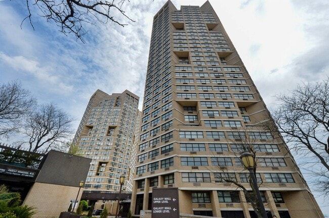 Building Photo - 7000 JFK Blvd E