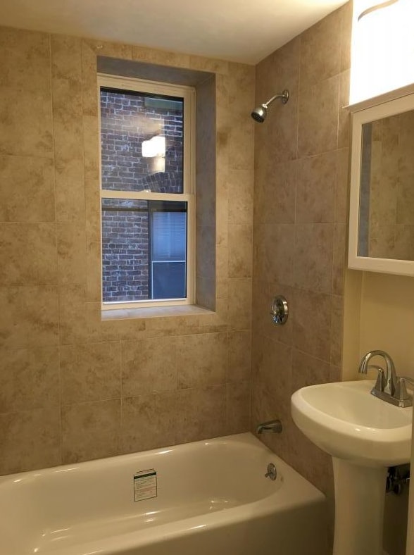 Building Photo - 887 Huntington Ave