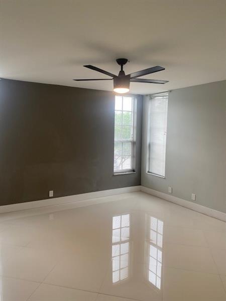 Building Photo - 3090 N Course Dr