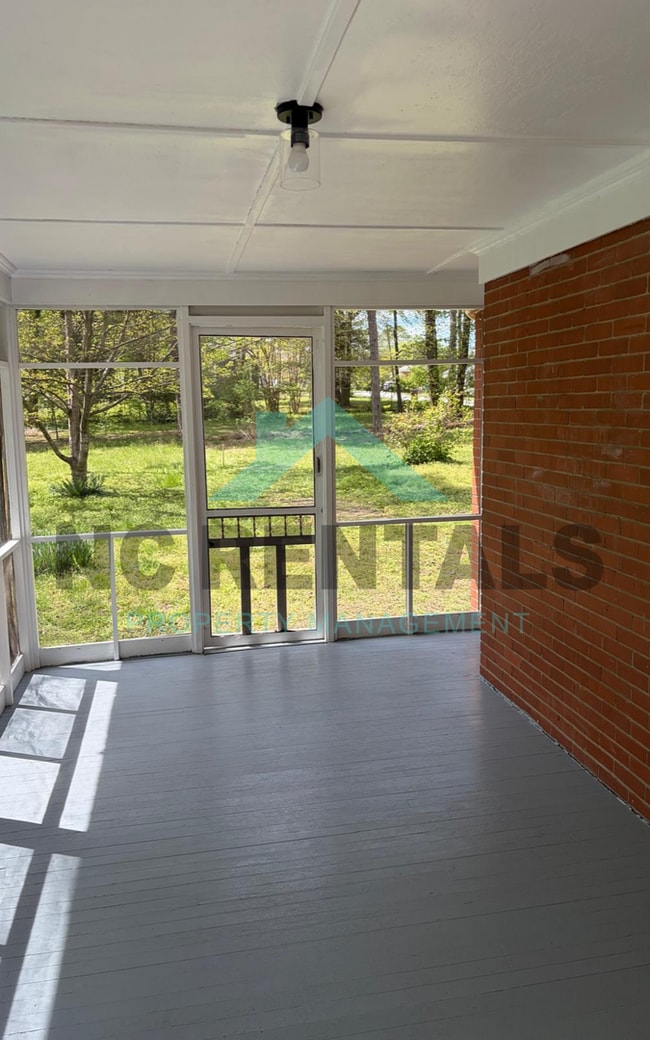 Building Photo - 129 Rocky Knoll Cir