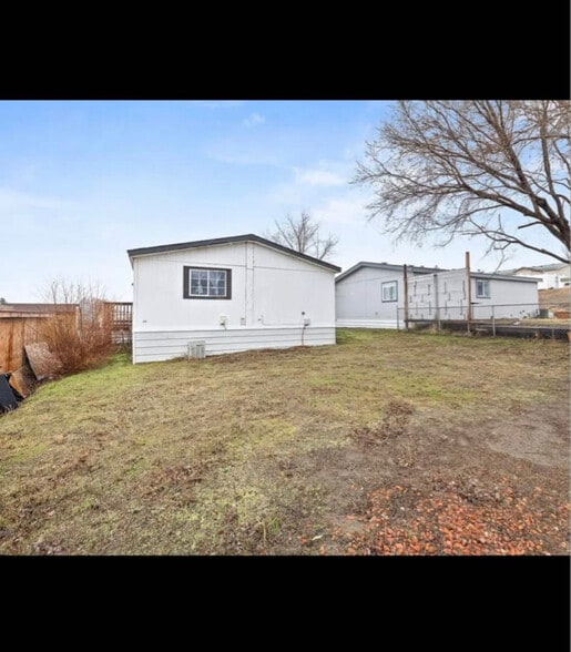 Building Photo - 332 Buckwheat Ct