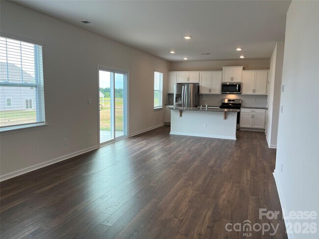 Building Photo - 119 Old Home Rd