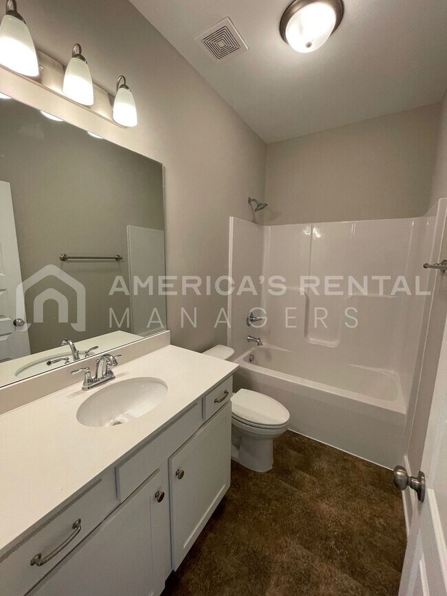 Building Photo - Home for Rent in Brookwood, AL... Available to View Now!!!