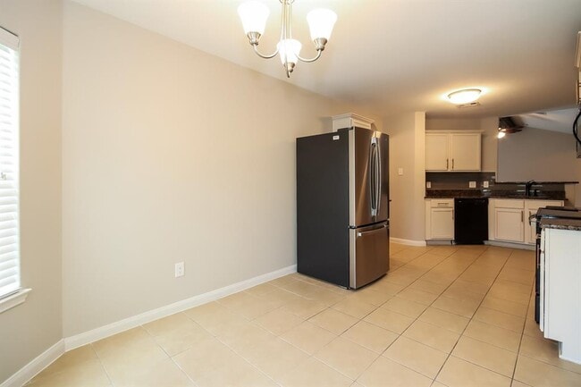 Building Photo - 12039 Fairquarter Ln