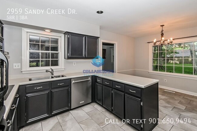 Building Photo - 2959 Sandy Creek Dr
