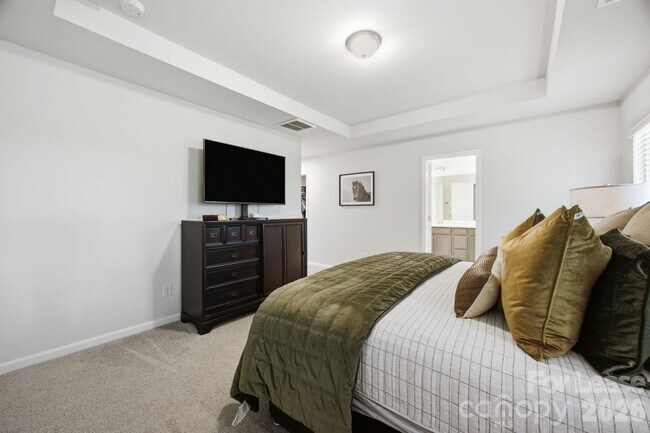 Building Photo - 169 Marron Dr