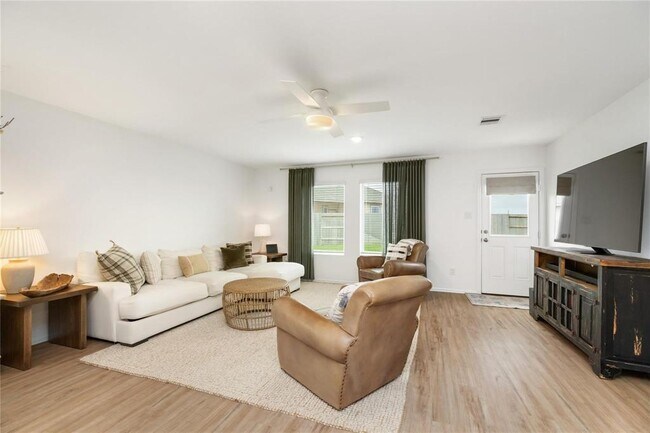 Building Photo - 1488 Twilight Grn Dr