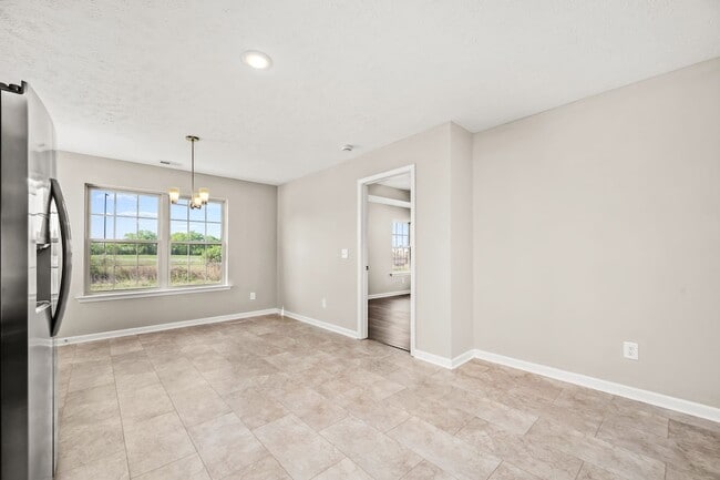 Building Photo - 107 Meadowbrook