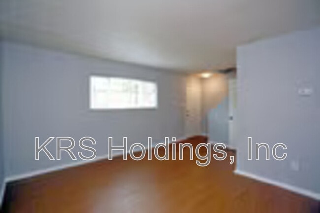 Building Photo - 827 41st St