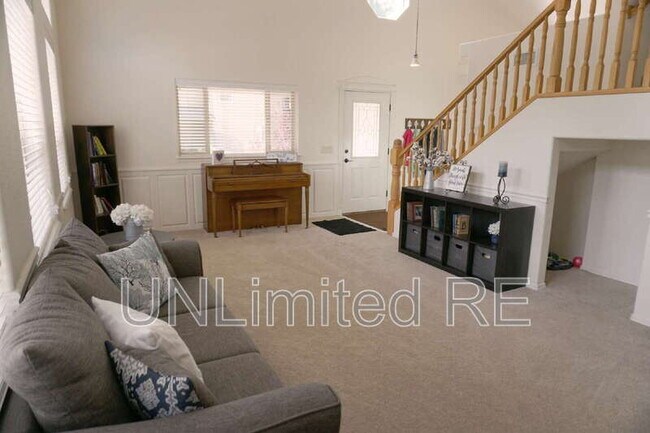 Building Photo - 4154 S Pheasant Run Dr