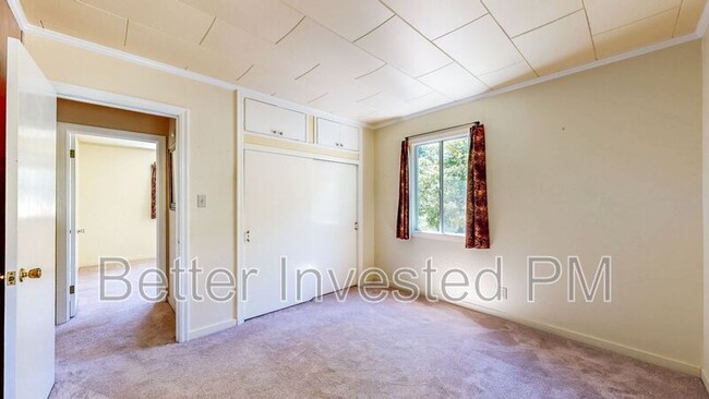 Building Photo - 175 Giorno Ave