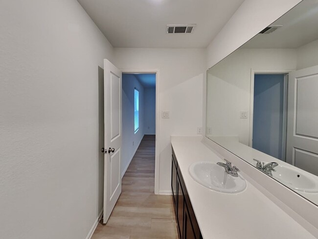 Building Photo - 22287 Stoney Ravine Dr