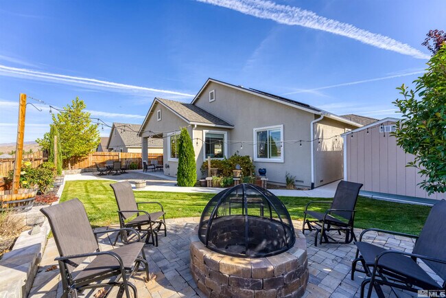 Building Photo - 784 Ahwanee Dr