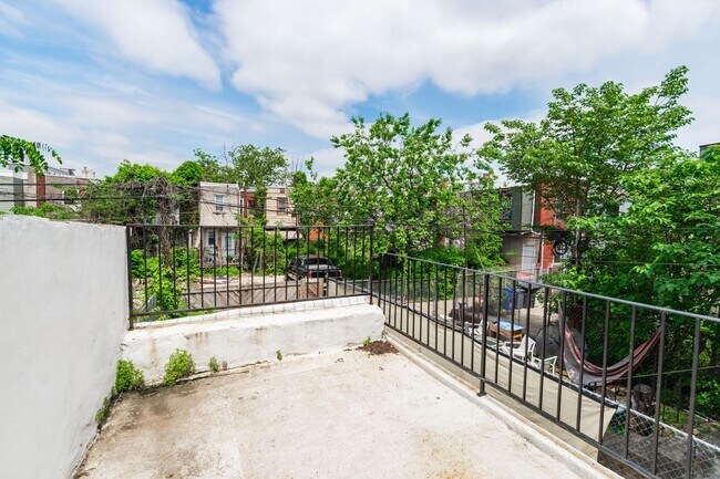 Building Photo - 5111 Willows Ave