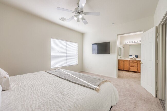 Building Photo - Gated Northwest Las Vegas Home | Furnished or Unfurnished Option Available