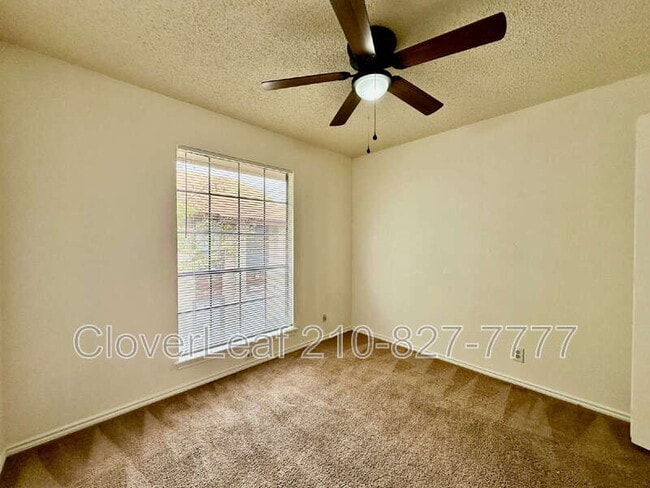 Building Photo - 10565 Starcrest Dr