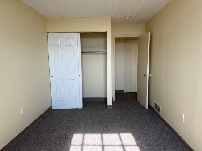 Building Photo - 46 S 8th St