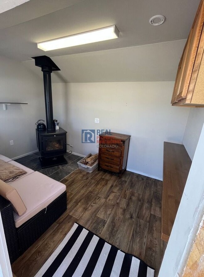 Building Photo - 4597 Hollycomb Dr
