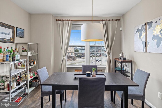 Building Photo - 1310 Jackson St