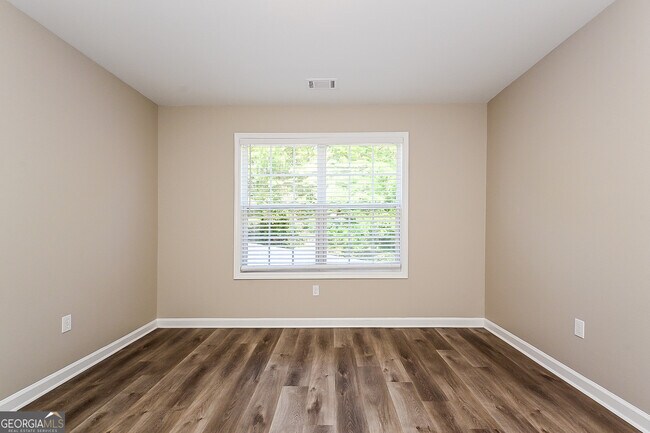 Building Photo - 514 Anglewood Trace