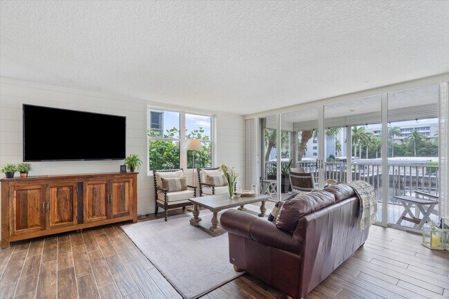 Building Photo - 1 Harbourside Dr