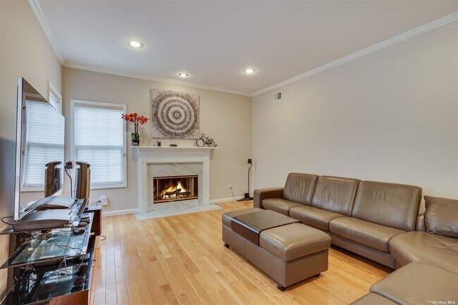 Building Photo - 36 Snowdance Ln