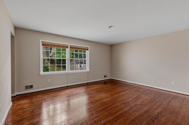 Building Photo - 1322 Cordelia Ct