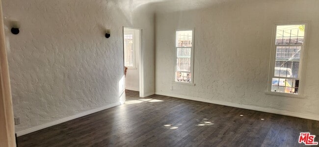 Primary Photo - 1464 Alvira St