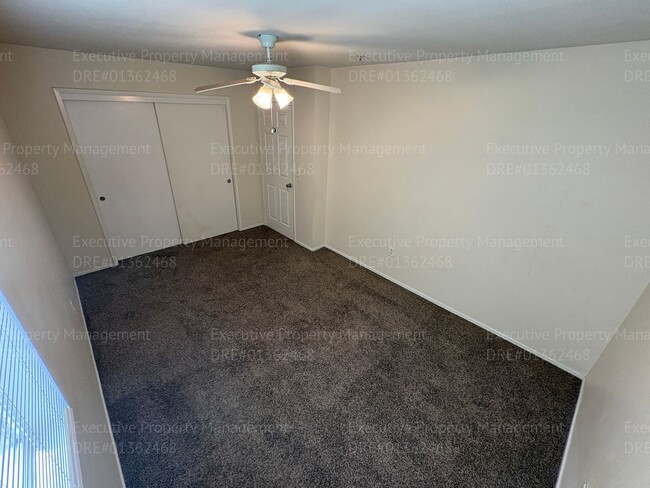 Building Photo - Glolden Valley Luxury Apartments Complex