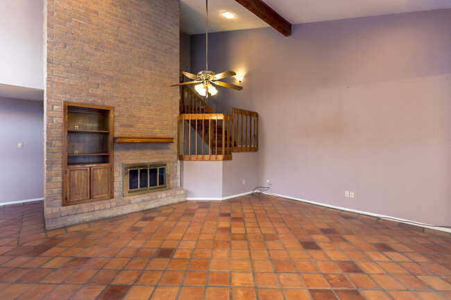 Building Photo - Two-story - 2 bedroom/ 2.5 bath townhome -...