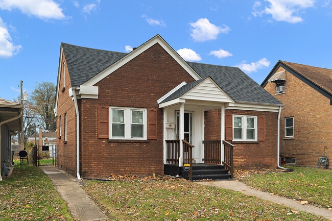 Building Photo - 14434 S Edbrooke Ave