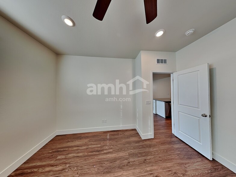 Building Photo - 21468 S 231st Way