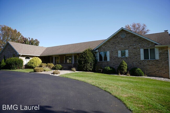 Primary Photo - 4 br, 3.5 bath House - 1746 Willow Springs Dr