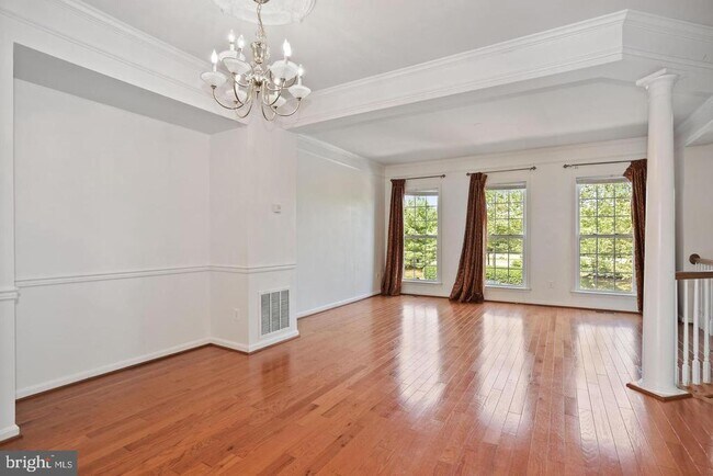 Building Photo - 22052 Dilworth Square