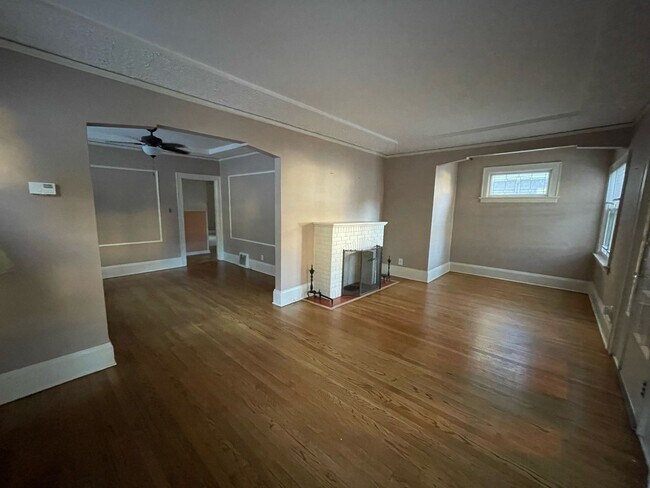 Primary Photo - 1317 N 57th St