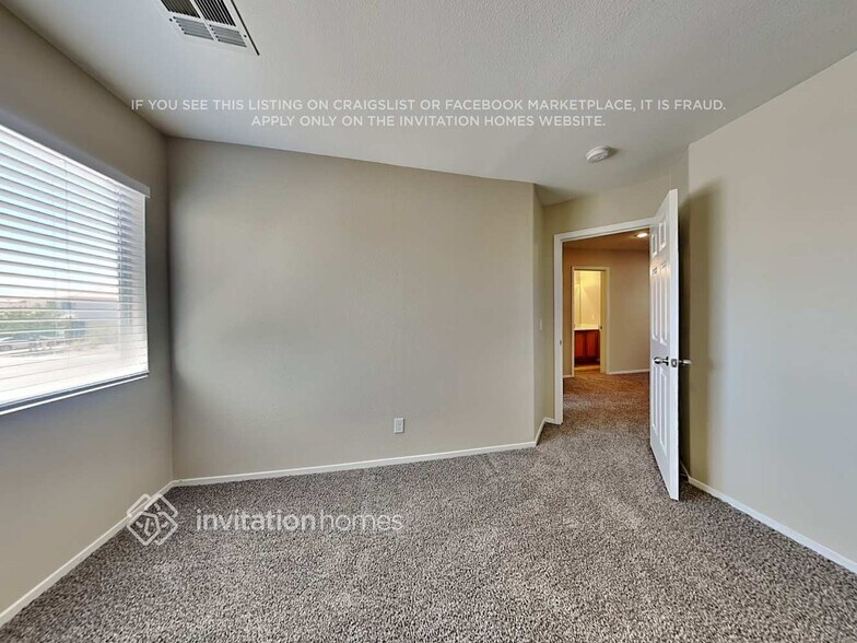Building Photo - 3814 Lillian Wood Ave