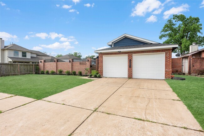 Building Photo - 18503 Willow Moss Dr